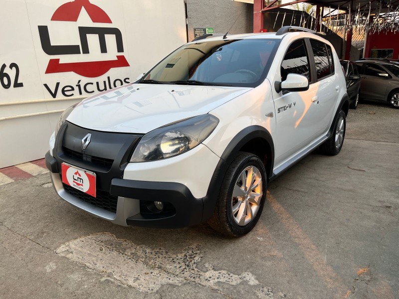 Sandero Stepway 2014